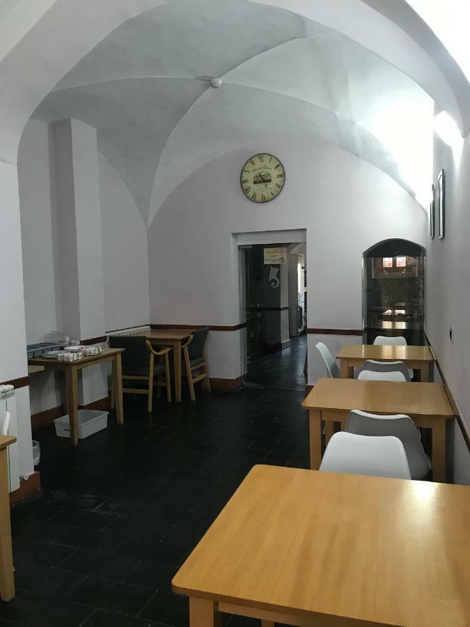 Albergue Las Veletas Caces エクステリア 写真